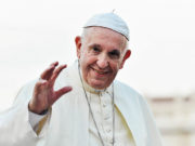 Lasinggero na magiging santo, ipagpupugay ni Pope Francis